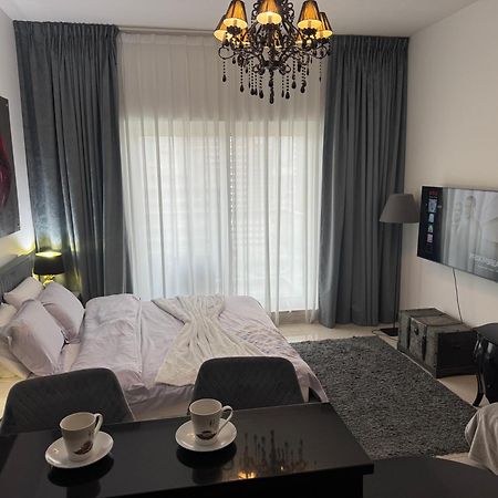 Great View, Dubai Sportcity, Parking Included, Nice Apartments Exterior foto