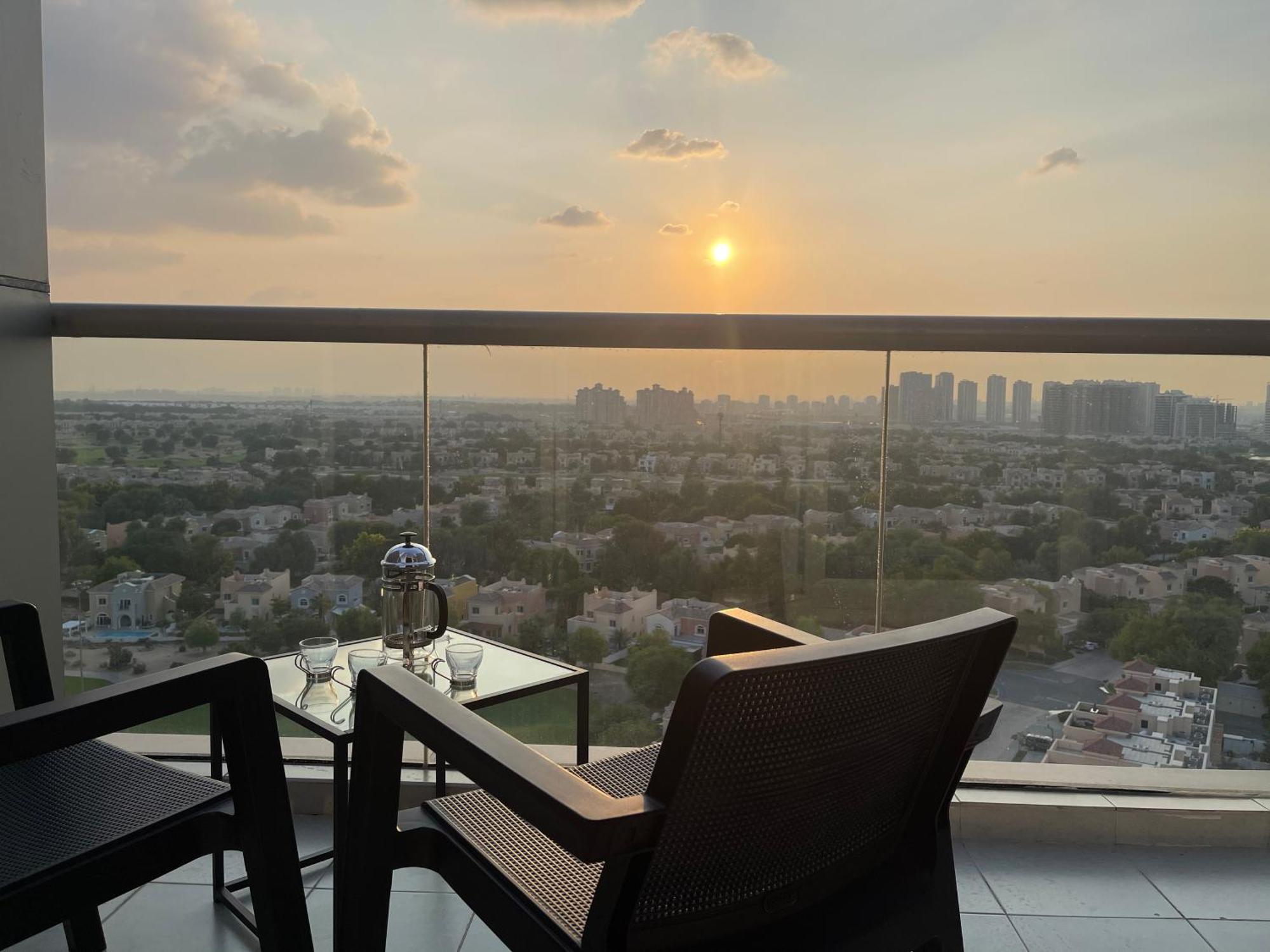 Great View, Dubai Sportcity, Parking Included, Nice Apartments Exterior foto